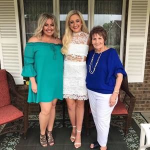 Meet your Posher, Josee